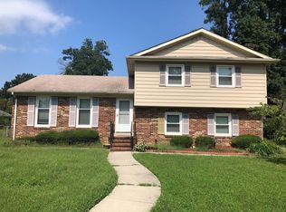 908 Jamestown Rd, Colonial Heights, VA 23834