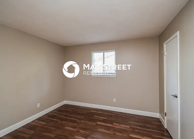 10927 Horse Track Dr E — Photo 10