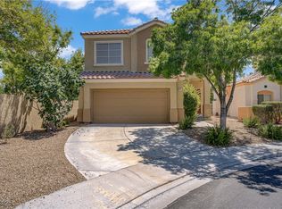 9401 Summer Rain Dr, Las Vegas, NV 89134