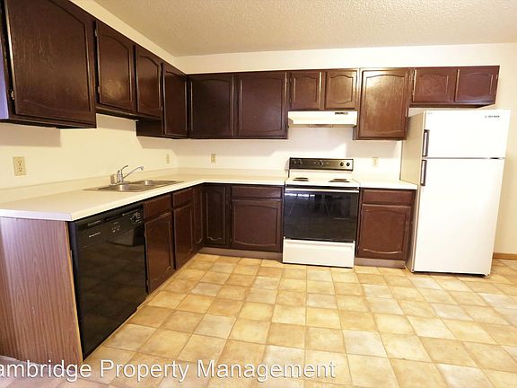 3rd image of 1708 24th Ave S #11296240