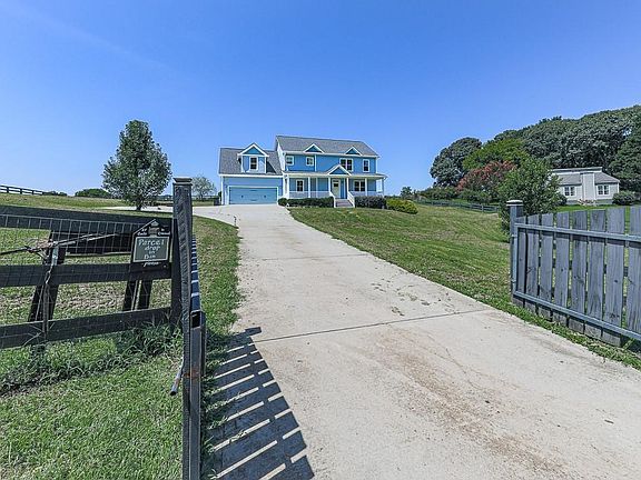 3rd image of 7955 Little Mill Rd
