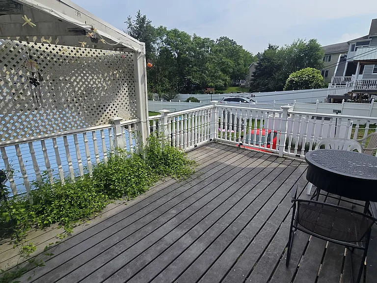 296 Hazle St #1 — Photo 10