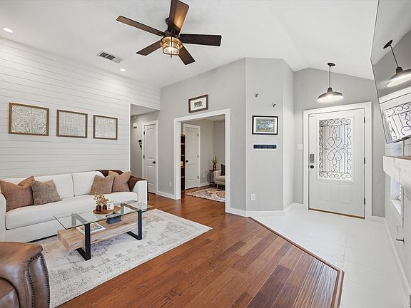 4th image of 1453 Hampton Rd