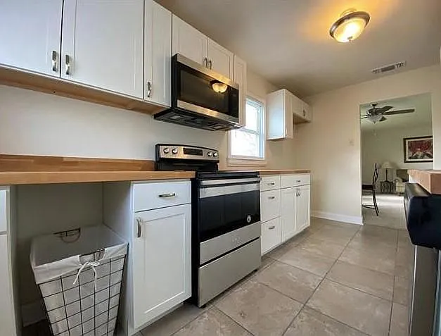 4905 Penrose Ave — Photo 10
