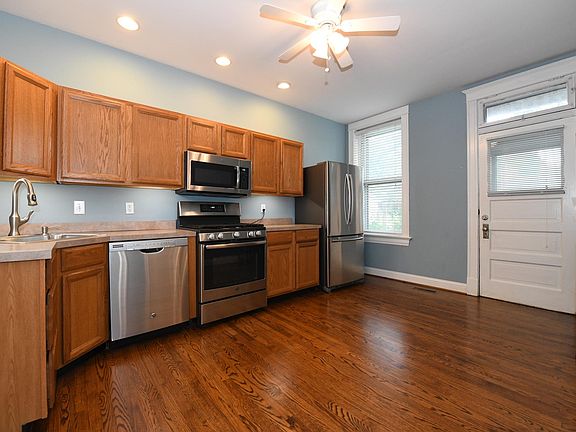 4th image of 3848 Utah Pl #1F