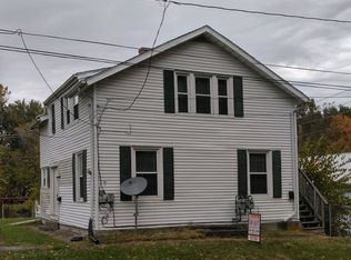 41 1/2 E Main St, Plymouth, OH 44865