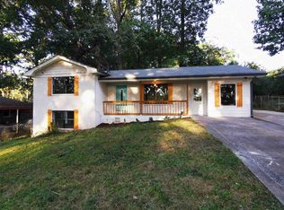 5930 Meadowview Rd, Rex, GA 30273