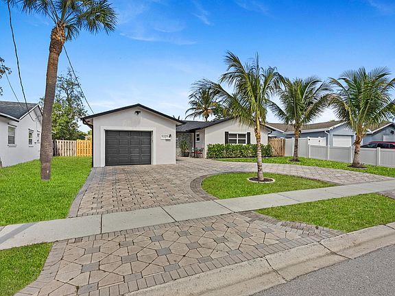 2nd image of 9329 SW 2nd Street