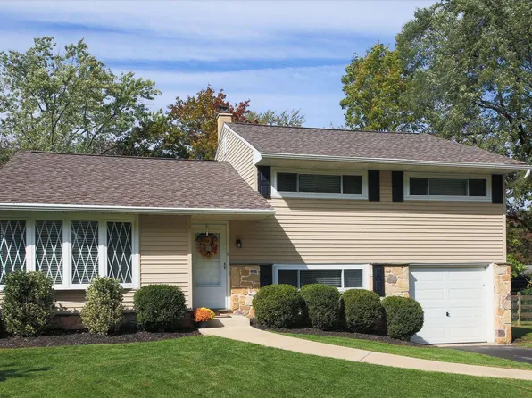 116 Valley Rd, Exton, PA 19341