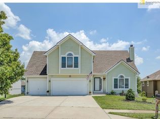 7403 N Wallace Ave, Kansas City, MO 64158
