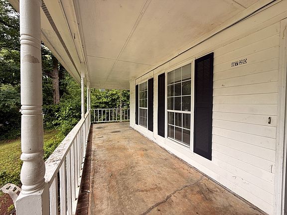 3rd image of 8720 Mornington Dr