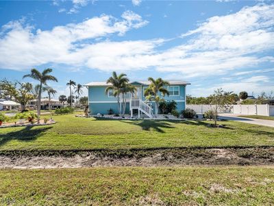 2581 Baybreeze St, Saint James City, FL, 33956
