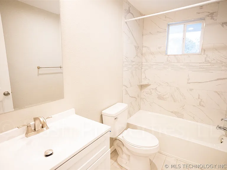 821 S Quaker Ave — Photo 58