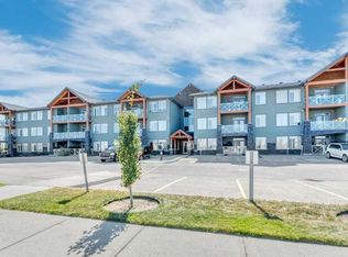 1005 B W Westmount Dr #102, Strathmore, AB T1P0C3