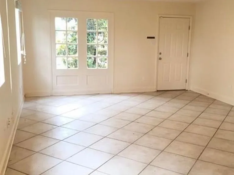 6479 Fleur De Lis Dr #6479 — Photo 2