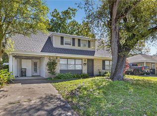 2744 Somerset Dr, New Orleans, LA 70131