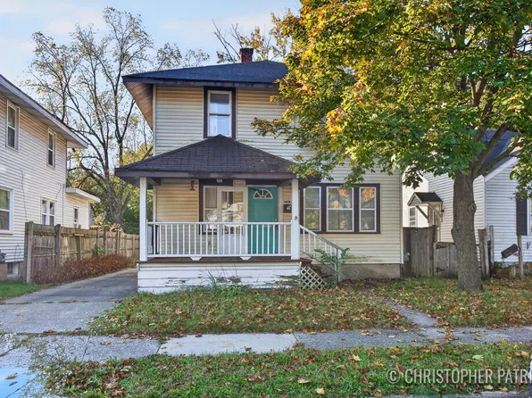 1018 Merrifield St SE, Grand Rapids, MI 49507