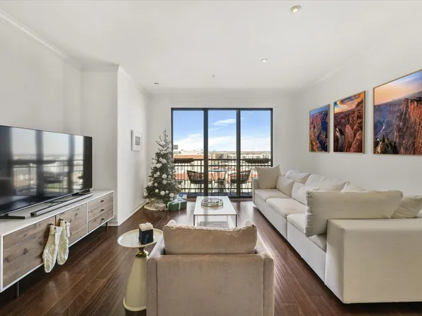 330 Las Colinas Blvd #906, Irving, TX 75039