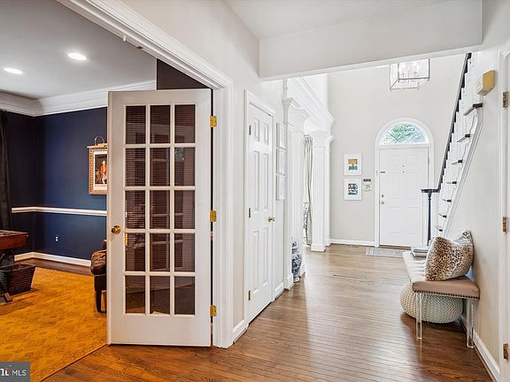 5th image of 952 Gentlewood St