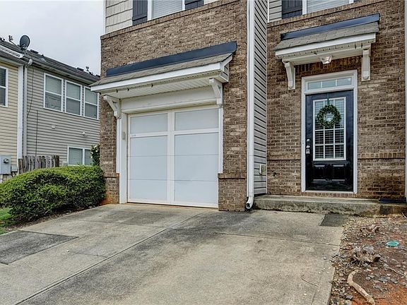 2nd image of 3173 Millington Pl