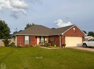 106 Charlene St, Bono, AR 72416
