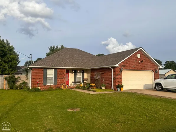 106 Charlene St, Bono, AR 72416