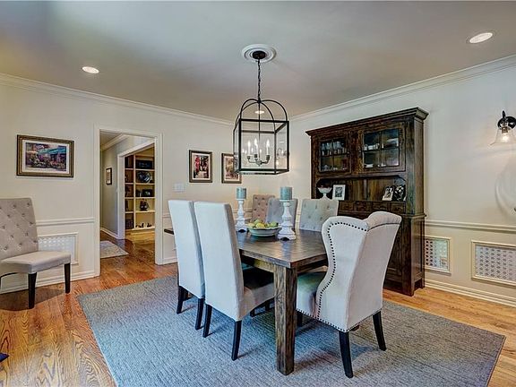 3rd image of 1612 Norwood Pl