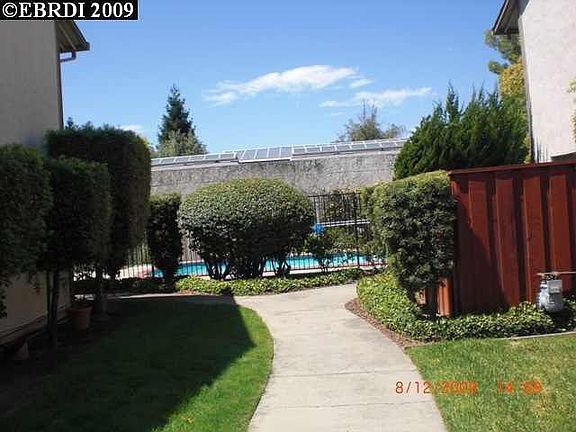 5th image of 519 Tamarack Dr APT 25