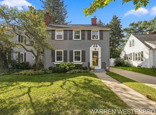 28 E 25th St, Holland, MI 49423