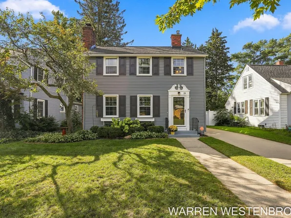 28 E 25th St, Holland, MI 49423