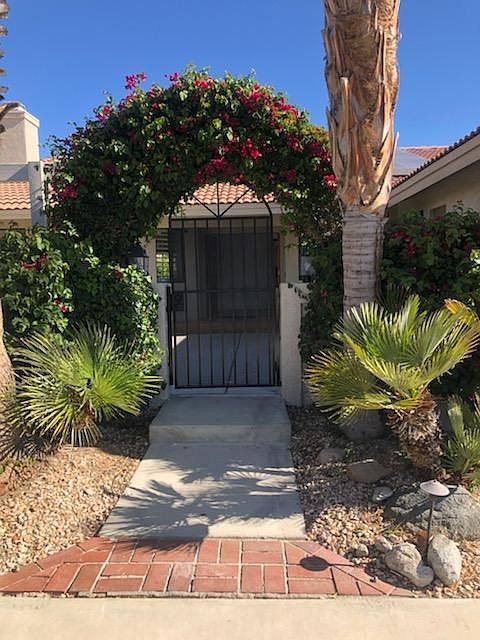 1st image of 64530 Spyglass Ave