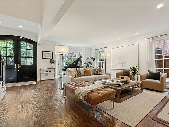 5th image of 3005 Rosedale Ave