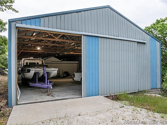 3rd image of 33035 Green Hills Rd