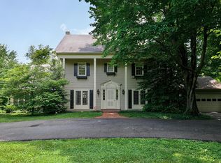 435 Lightfoot Rd, Louisville, KY 40207