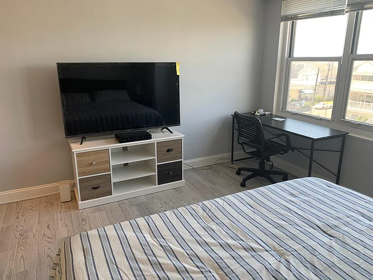 9400 Atlantic Ave #312 — Photo 7