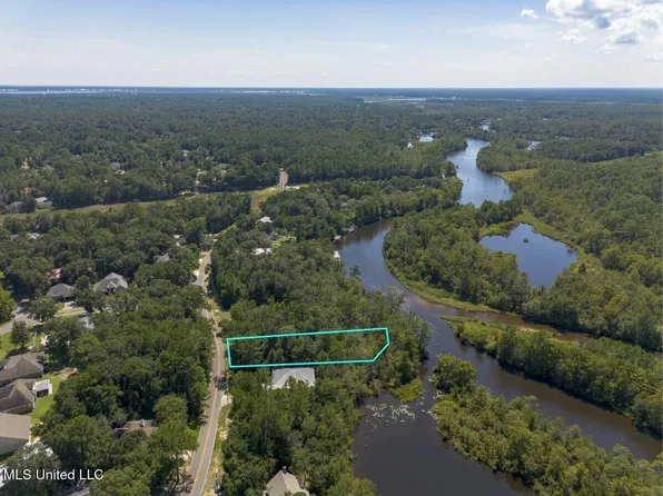 Bayou Cir Lot 9, Diamondhead, MS 39525