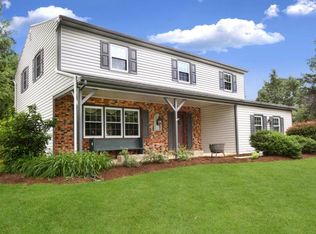 6109 Geneva Dr, East Petersburg, PA