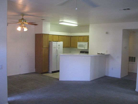 5th image of 5415 W Harmon Ave Unit 1032