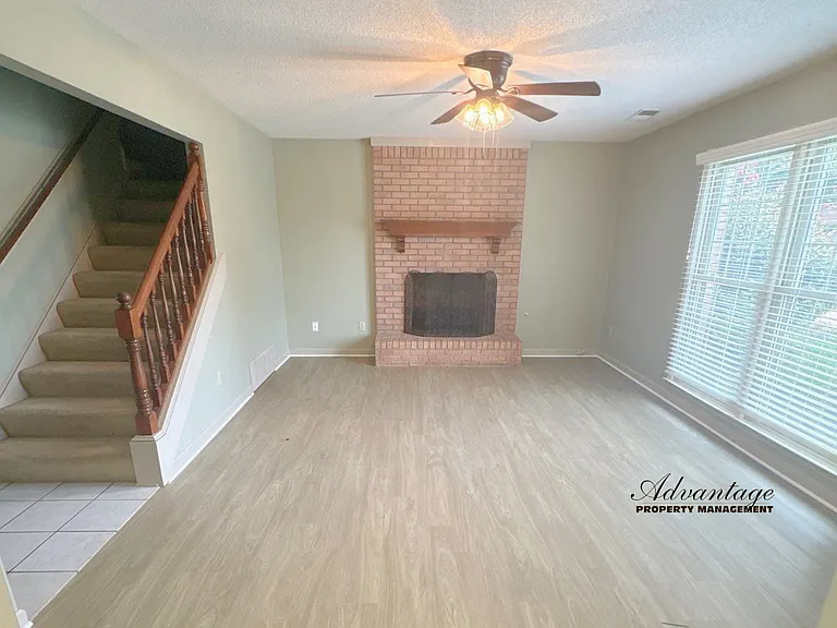 1197 Scarlet Tanager Ln — Photo 2