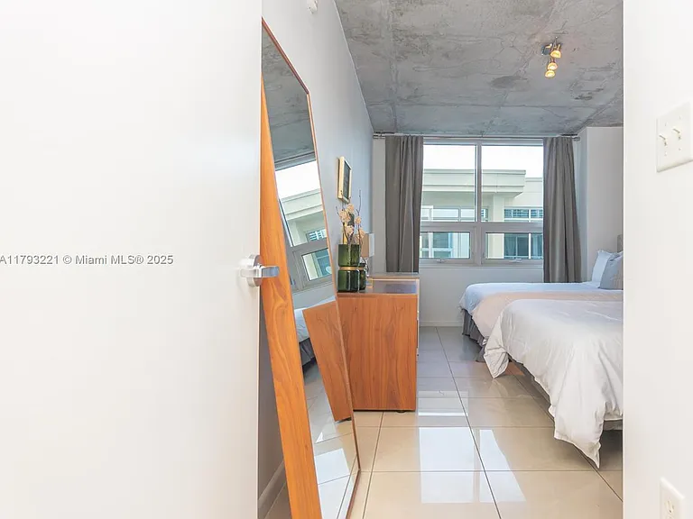 3250 NE 1st Ave #608 — Photo 34