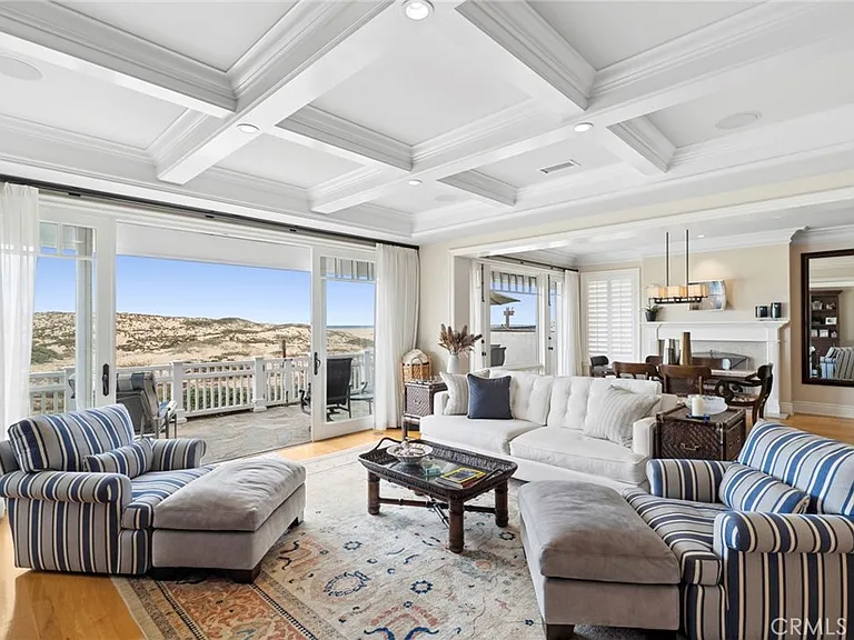 1550 E Oceanfront — Photo 4
