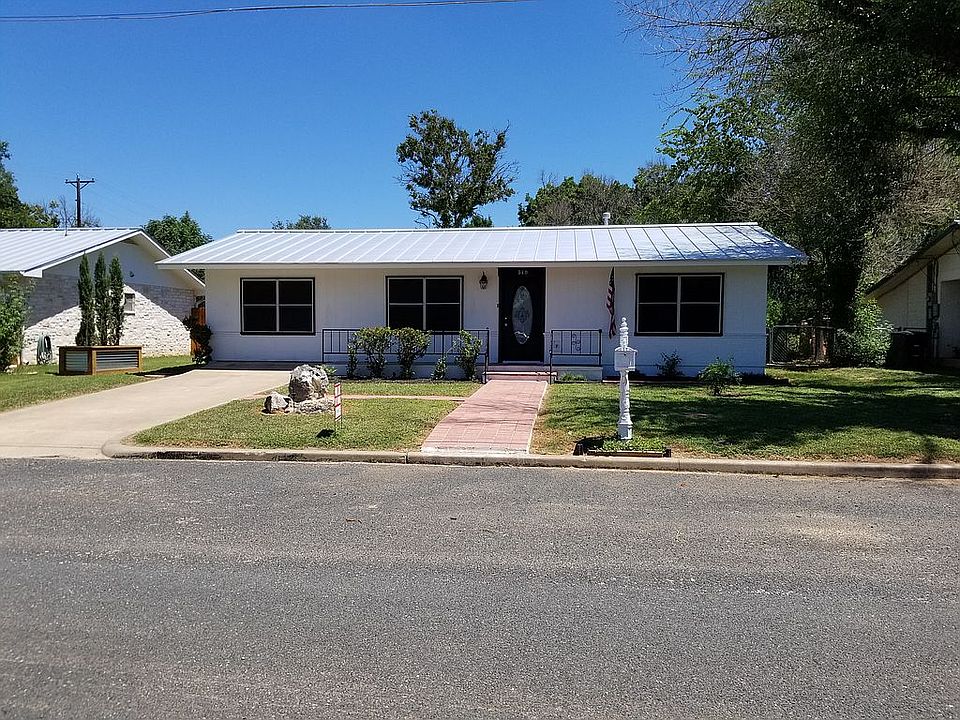 1st image of 510 W Hackberry St