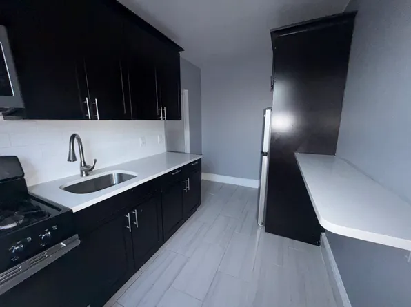 130 West 47th Street image 1 of 10