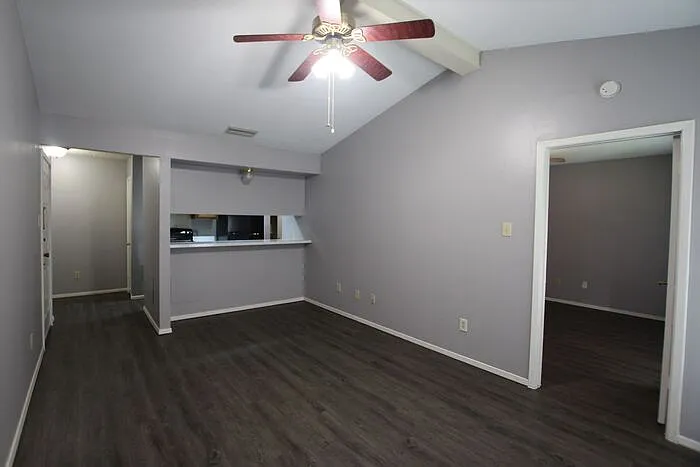 420 W Heritage Dr #211 — Photo 7
