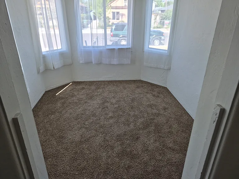420 14th St — Photo 7