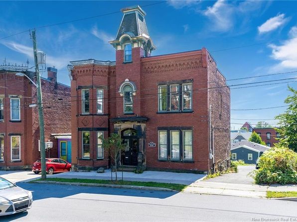 28 Mecklenburg St, Saint John, NB E2L 1P6