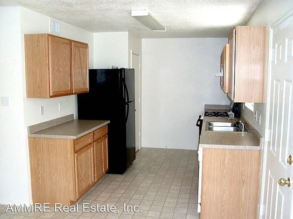 2nd image of 10904 Bandelier Dr NW