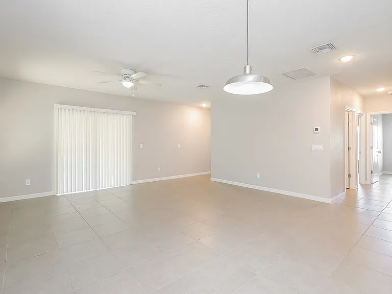 830 Hazel Grove Ct — Photo 5