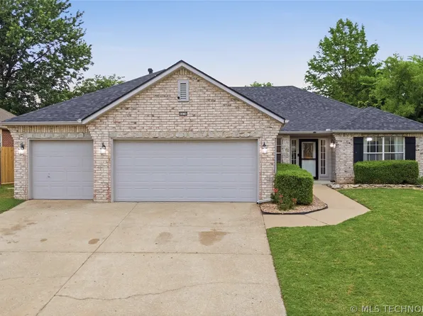 4434 W Toledo Ct S, Broken Arrow, OK 74012