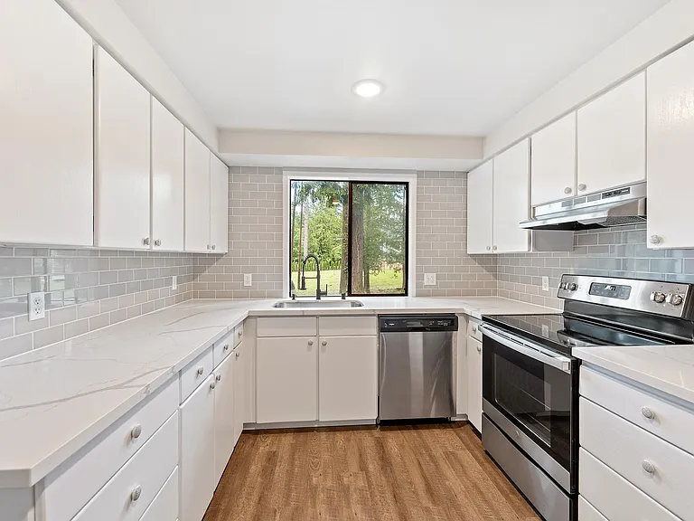 16902 NE Woodinville Duvall Rd #A — Photo 8